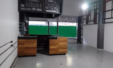 ALQUIER DE LOCAL EN IMPORTANTE EDIFICIO