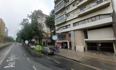 venta Cochera planta baja pellgrini