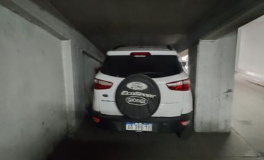 venta Cochera planta baja pellgrini