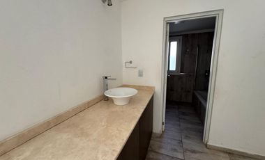 Alquiler Casa 3 dorm y pileta en Barrio La Castellana Neuquen