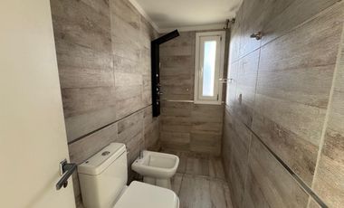 Alquiler Casa 3 dorm y pileta en Barrio La Castellana Neuquen