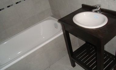 Alquiler Departamento 2 ambientes  con cochera en Moron
