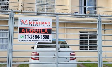 Alquiler Departamento 2 ambientes  con cochera en Moron