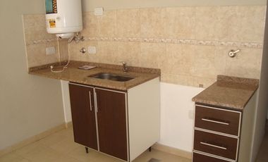 Alquiler Departamento 2 ambientes  con cochera en Moron