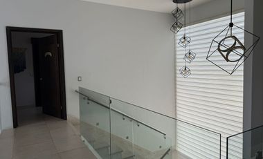 Casa en Venta en Sierra Alta 9° Sector