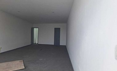 Oficina Plaza Comercial Renta