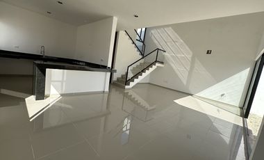 Casa Nadira 17 | 3 recámaras | Conkal | $3,650,000