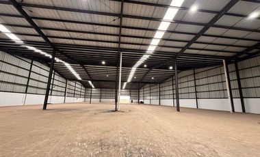 Bodega en Renta 4,000m2, a 5 minutos del aeropuerto, El Refugio