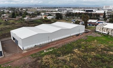 Bodega en Renta 4,000m2, a 5 minutos del aeropuerto, El Refugio
