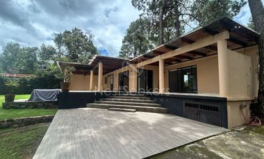 PRECIOSA CASA EN RENTA EN AVANDARO