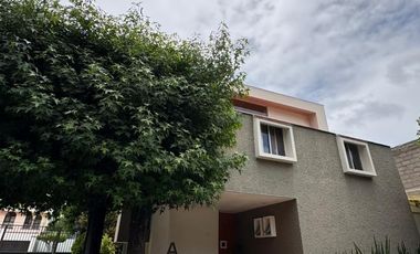 Casa en renta en coto privado - Prados del Campestre