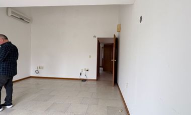 Casa en renta en coto privado - Prados del Campestre