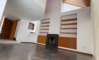 Casa en renta en coto privado - Prados del Campestre