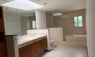 Casa en renta en coto privado - Prados del Campestre