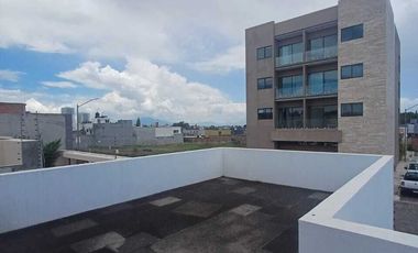 Casa Semi-amueblada en RENTA