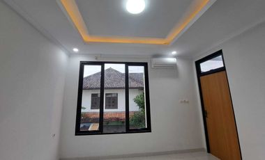 Rumah baru minimalis modern 2 lantai di Wirobrajan dekat Malioboro