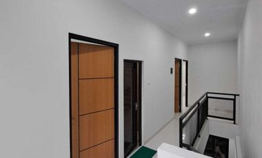Rumah baru minimalis modern 2 lantai di Wirobrajan dekat Malioboro