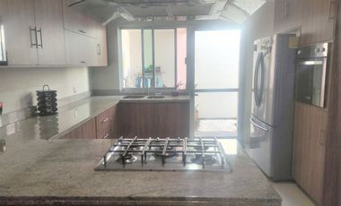 Casa AMUEBLADA en 🦆 Casa Fuerte Residencial