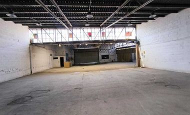 Bodega Comercial de 1,841 m2 en Renta Ubicada en la Glorieta Niños Héroes, GDL