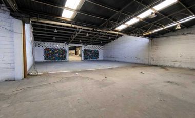 Bodega Comercial de 1,841 m2 en Renta Ubicada en la Glorieta Niños Héroes, GDL