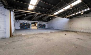 Bodega Comercial de 1,841 m2 en Renta Ubicada en la Glorieta Niños Héroes, GDL