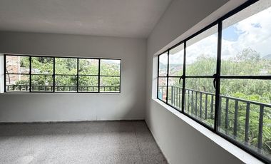 Casa en VENTA en el Centro Histórico con Jardín