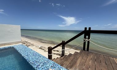 EN VENTA CASA EN TELCHAC PUERTO DE 4 HABITACIONES CON ALBERCA, ROOFTOP Y ACCESO A LA PLAYA