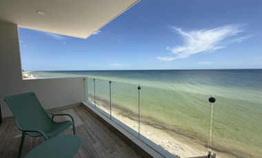 EN VENTA CASA EN TELCHAC PUERTO DE 4 HABITACIONES CON ALBERCA, ROOFTOP Y ACCESO A LA PLAYA