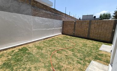 Preventa de casa con cuatro recamaras,  terraza y jardín en Tlaxcala