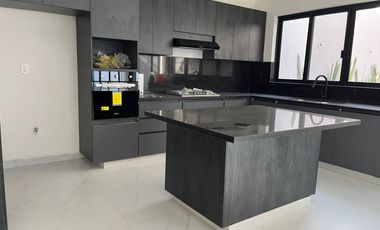Casa En Renta Porta Toscana León Guanajuato