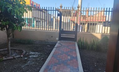 Por estrenar casa amplia de 3 plantas en Martínez - Ambato