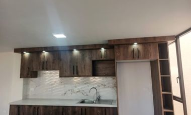 Por estrenar casa amplia de 3 plantas en Martínez - Ambato