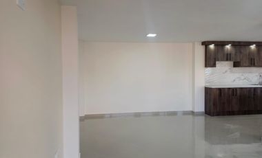 Por estrenar casa amplia de 3 plantas en Martínez - Ambato