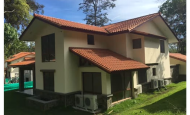 CLAYTON / CAMINO DE CRUCES / 1000M / 4 HABITACION / TERRAZA / PISCINA