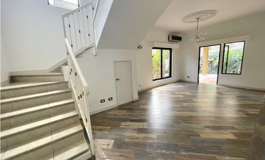 Venta de casa en Clayton, Ph Embassy club