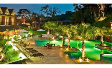 Venta de casa en Clayton, Ph Embassy club