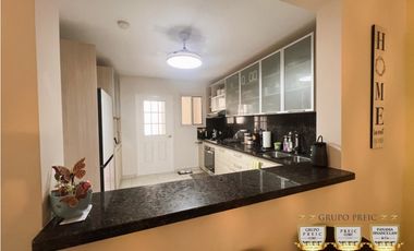 Alquiler de Casa Modelos Marsella Remodelada 4 hab  Reserva Versalles