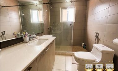 Alquiler de Casa Modelos Marsella Remodelada 4 hab  Reserva Versalles