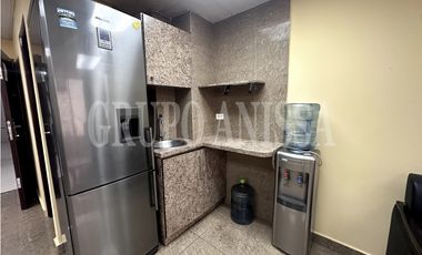 OPORTUNIDAD! Oficina amoblada para alquiler en Obarrio