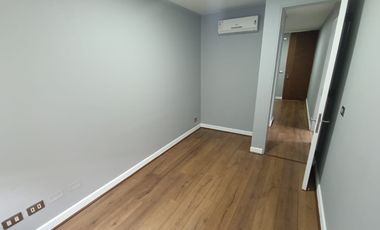 Ofc 3 privados, recepción y estacionamiento, Metro C. Colón