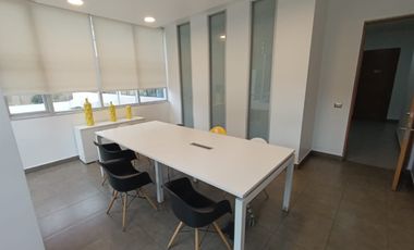 Ofc 3 privados, recepción y estacionamiento, Metro C. Colón