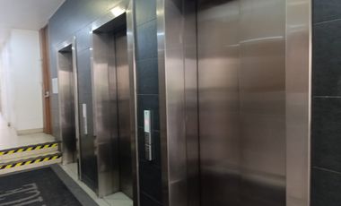 Ofc 3 privados, recepción y estacionamiento, Metro C. Colón