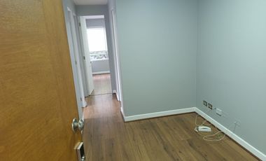 Ofc 3 privados, recepción y estacionamiento, Metro C. Colón