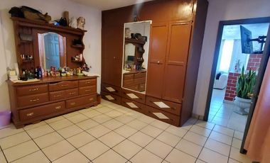 CASA EN RENTA TOTALMENTE AMUEBLADA