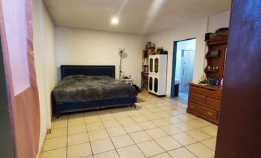 CASA EN RENTA TOTALMENTE AMUEBLADA