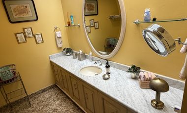 🏡 Casa en Renta  en La Loma, Lomas de Chapultepec | 4 Recámaras, Jardín de 400