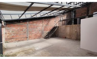 Vendo local/Bodega en Envigado sector Guanteros, 2 pisos mas 2 sótanos
