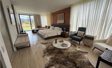 Casa moderna en unidad cerrada en El Retiro [cm]