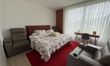 Casa moderna en unidad cerrada en El Retiro [cm]