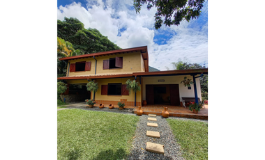 Casa campestre en Unidad C- cerca del parque -Amaga